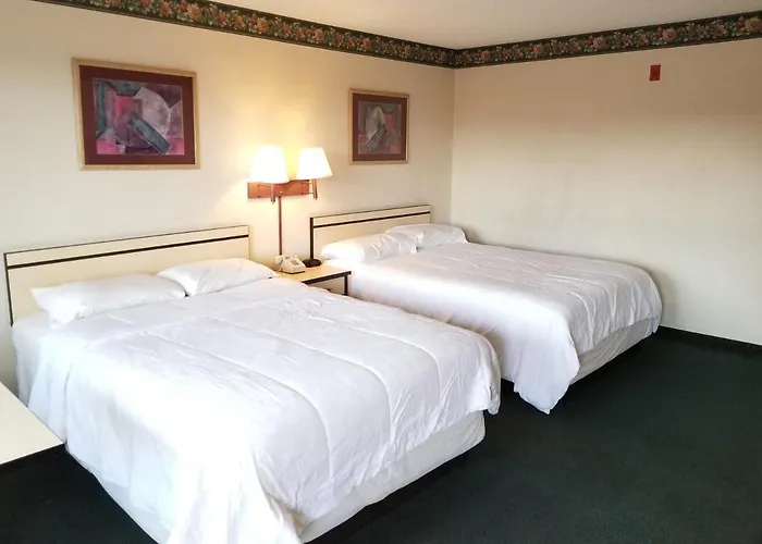 Travelstar Inn & Suites